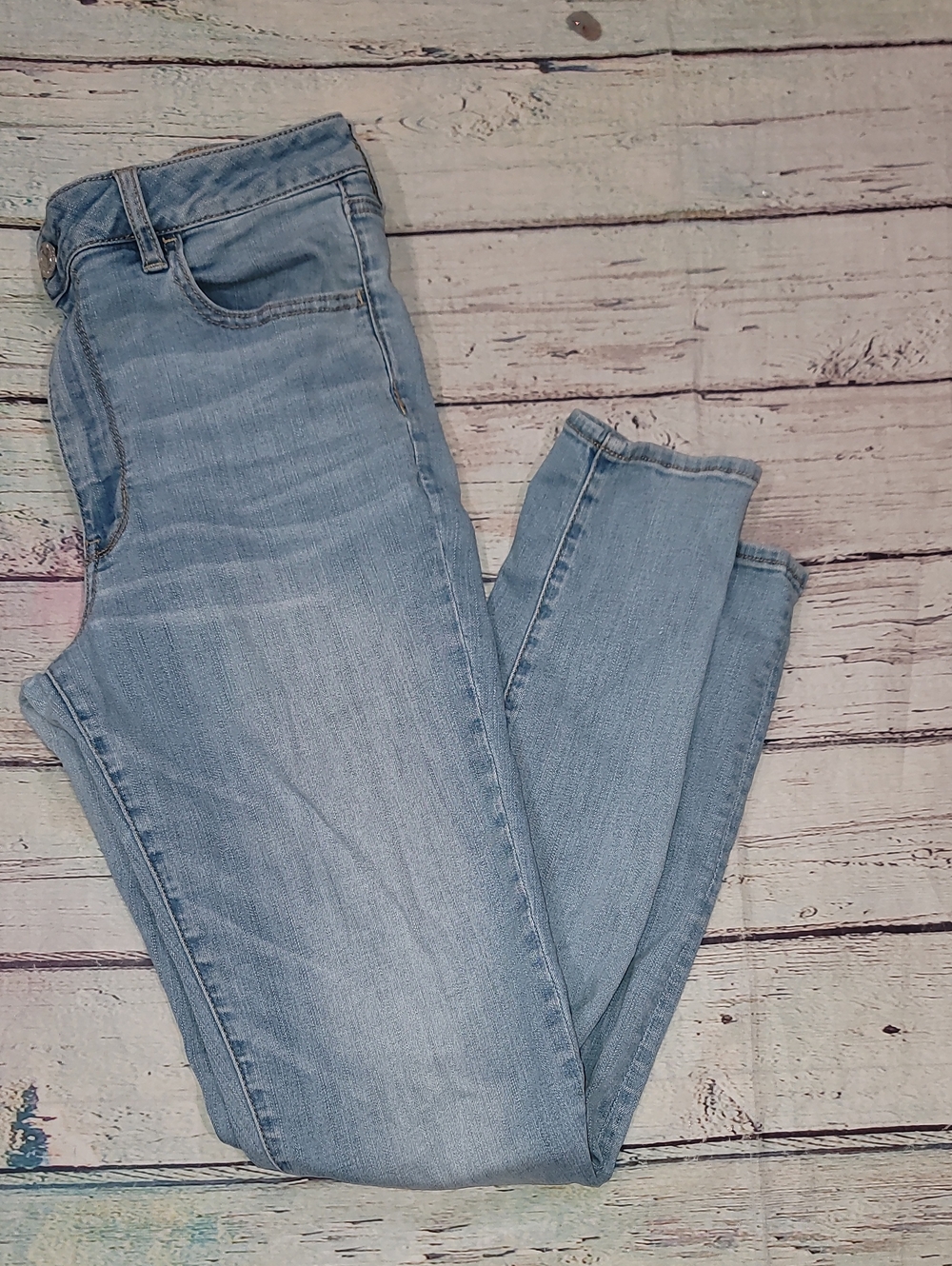 American Eagle Outfitters Light Washed Jeans